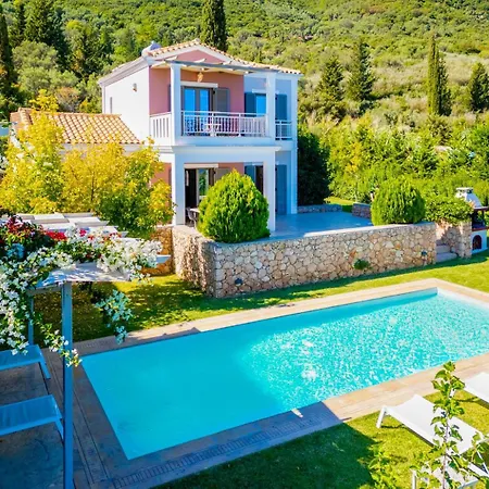 Villa Kyklamino Nikiana
