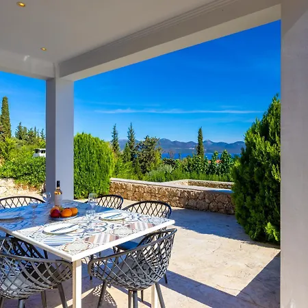 Kyklamino Villa Nikiana